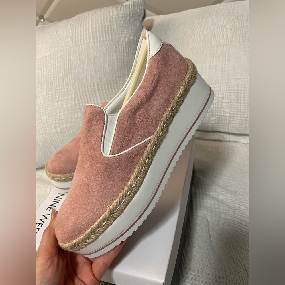 🩷New Nine West Pink  platforms  Shoes, size 6